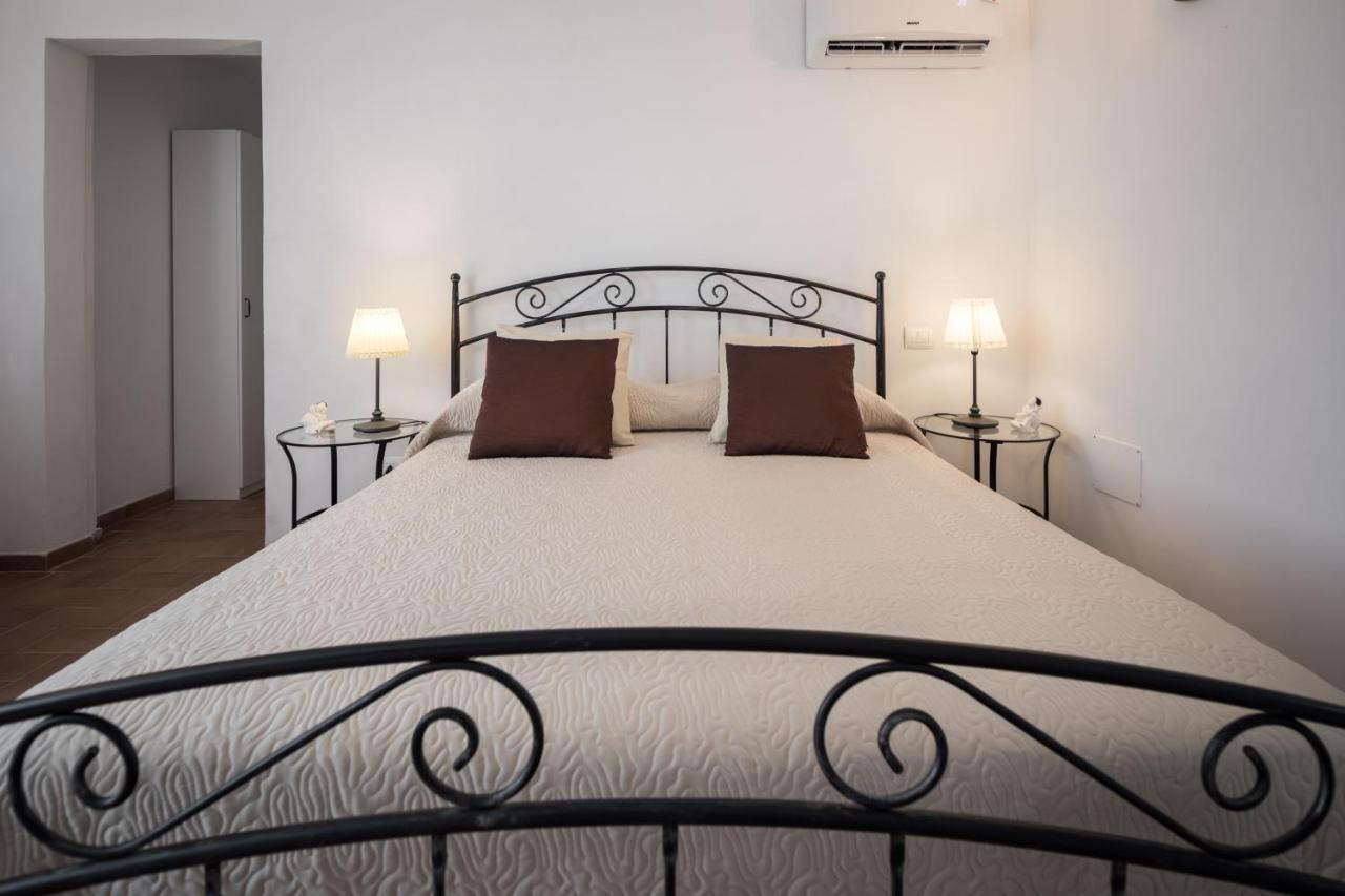 La Crociata Bed & Breakfast Sarzana Luaran gambar